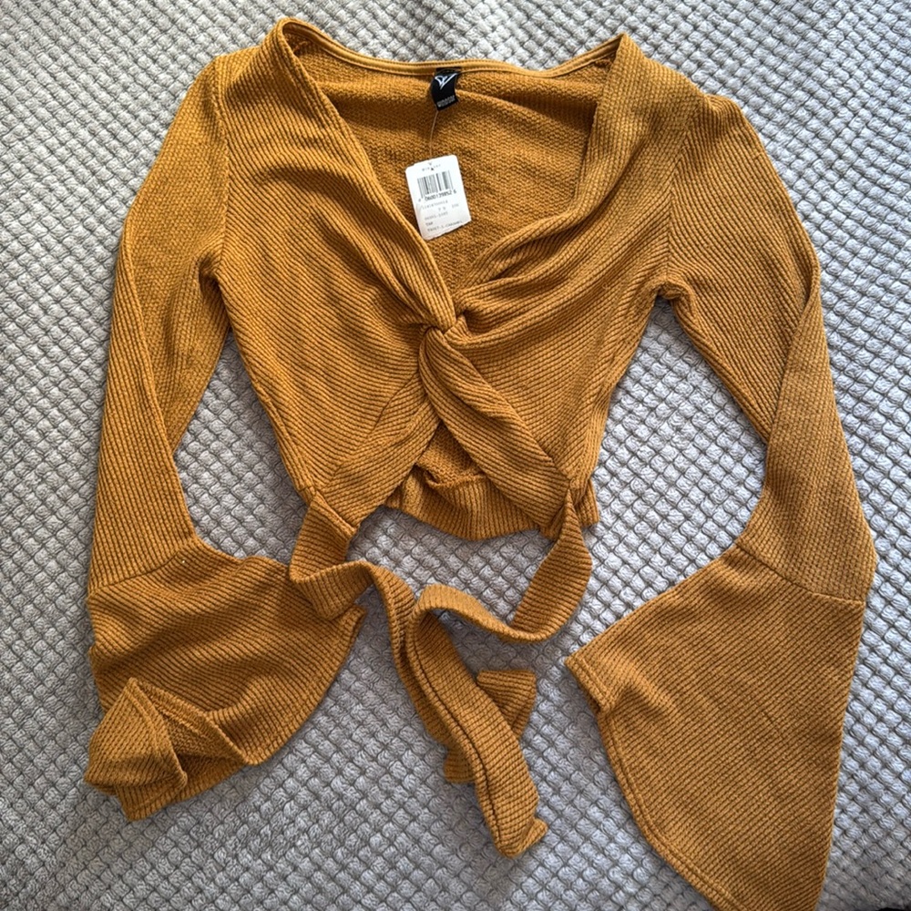 Crop top